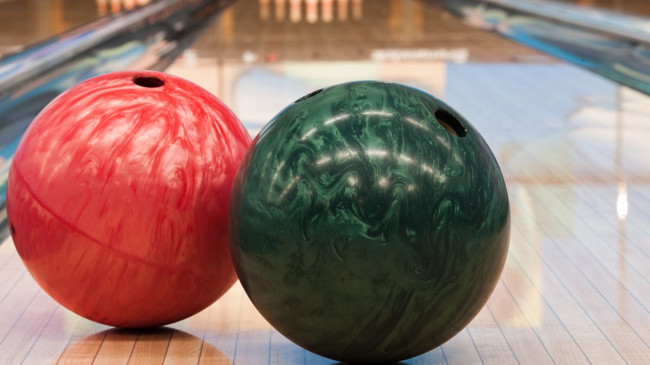 how much does it cost to make a bowling ball