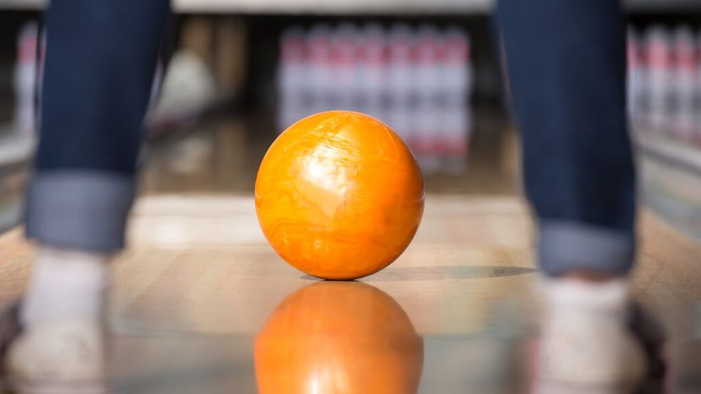 What Is A Full Roller In Bowling