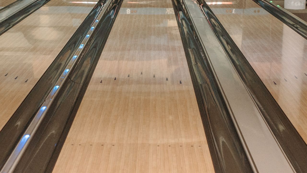 How Wide is a Bowling Alley Lane